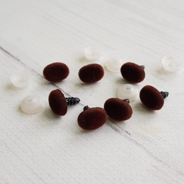 Нос овальный бархатный 16мм коричневый